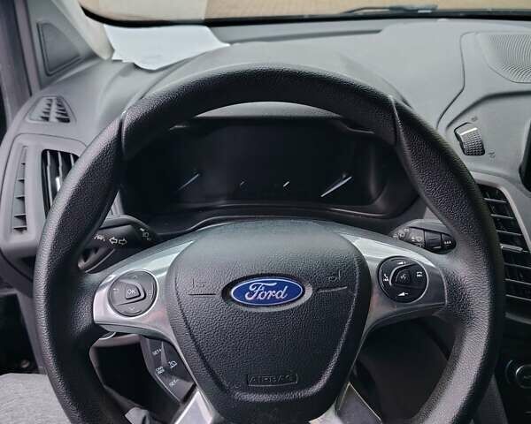 Черный Форд Транзит Коннект, объемом двигателя 2 л и пробегом 226 тыс. км за 17000 $, фото 10 на Automoto.ua