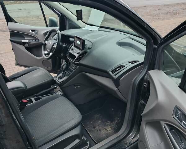 Черный Форд Транзит Коннект, объемом двигателя 2 л и пробегом 226 тыс. км за 17000 $, фото 20 на Automoto.ua