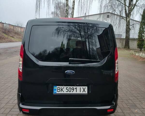 Черный Форд Транзит Коннект, объемом двигателя 2 л и пробегом 226 тыс. км за 17000 $, фото 5 на Automoto.ua