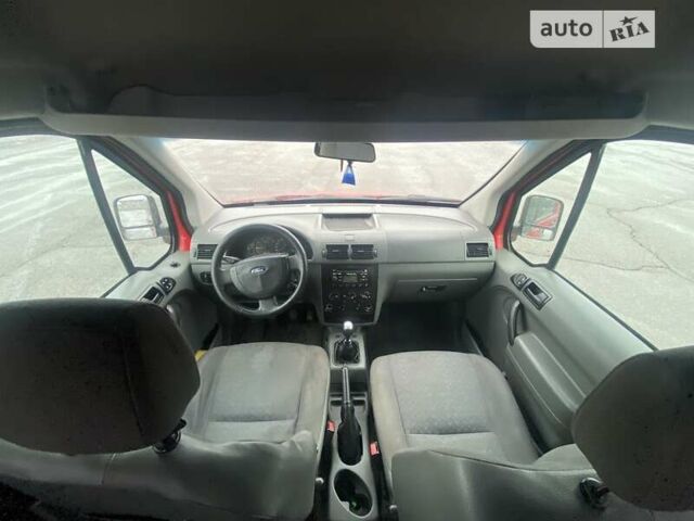 Красный Форд Транзит Коннект, объемом двигателя 1.75 л и пробегом 324 тыс. км за 3900 $, фото 15 на Automoto.ua