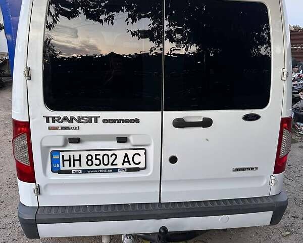 Форд Транзит Коннект, объемом двигателя 1.8 л и пробегом 285 тыс. км за 5750 $, фото 3 на Automoto.ua