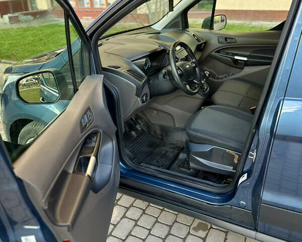 Форд Транзит Коннект, объемом двигателя 1.5 л и пробегом 217 тыс. км за 10600 $, фото 5 на Automoto.ua