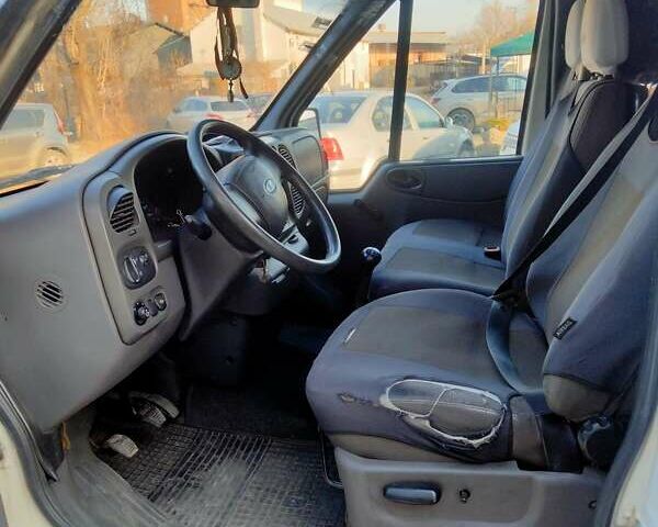 Форд Транзит Коннект, об'ємом двигуна 2 л та пробігом 627 тис. км за 2600 $, фото 5 на Automoto.ua