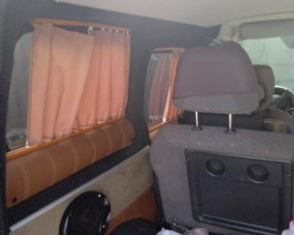 Форд Транзит Коннект, объемом двигателя 1.8 л и пробегом 283 тыс. км за 3900 $, фото 12 на Automoto.ua