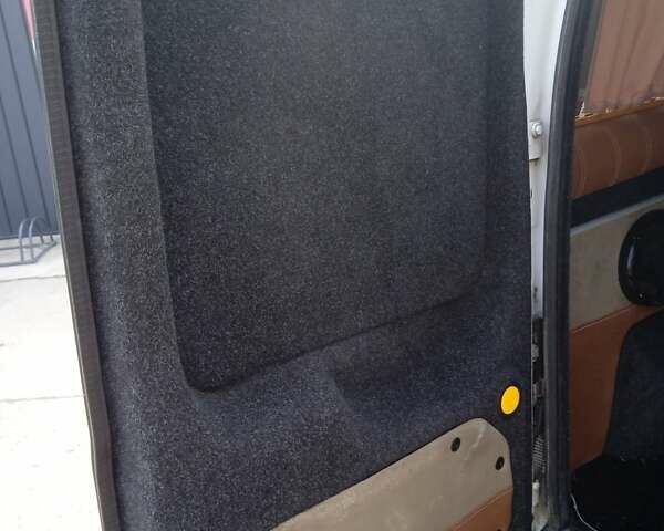 Форд Транзит Коннект, объемом двигателя 1.8 л и пробегом 283 тыс. км за 3900 $, фото 2 на Automoto.ua