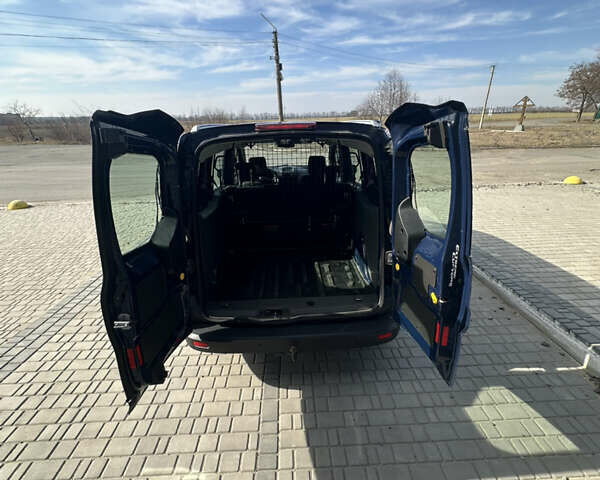 Форд Транзит Коннект, объемом двигателя 1.5 л и пробегом 188 тыс. км за 14300 $, фото 34 на Automoto.ua