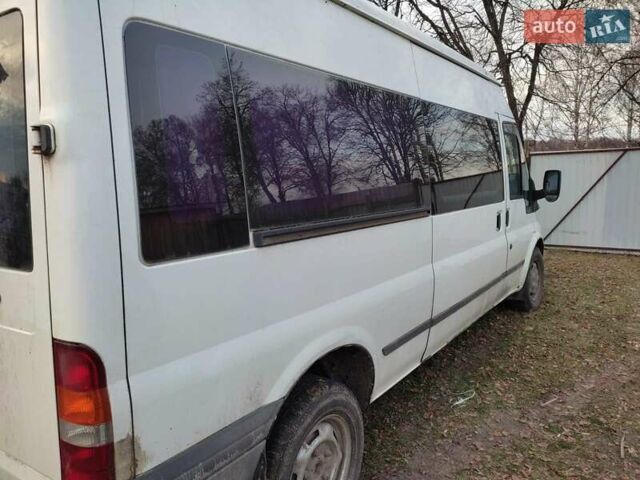Белый Форд Транзит Коннект пасс., объемом двигателя 2.4 л и пробегом 400 тыс. км за 4500 $, фото 6 на Automoto.ua