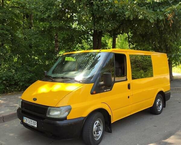 Жовтий Форд Транзит Коннект, об'ємом двигуна 2 л та пробігом 218 тис. км за 6800 $, фото 3 на Automoto.ua