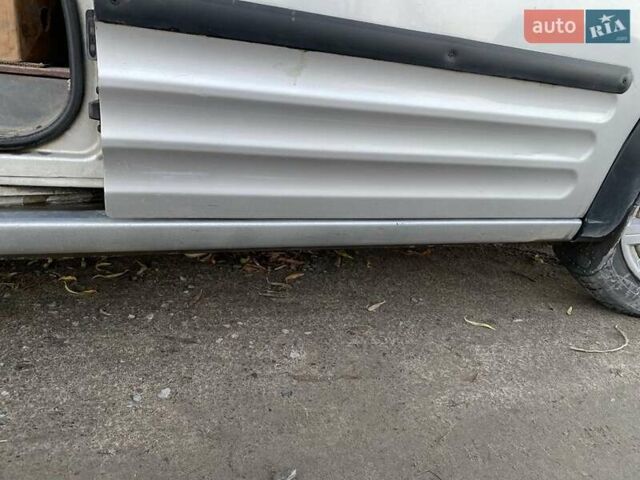 Серый Форд Транзит Коннект, объемом двигателя 1.8 л и пробегом 280 тыс. км за 3750 $, фото 17 на Automoto.ua