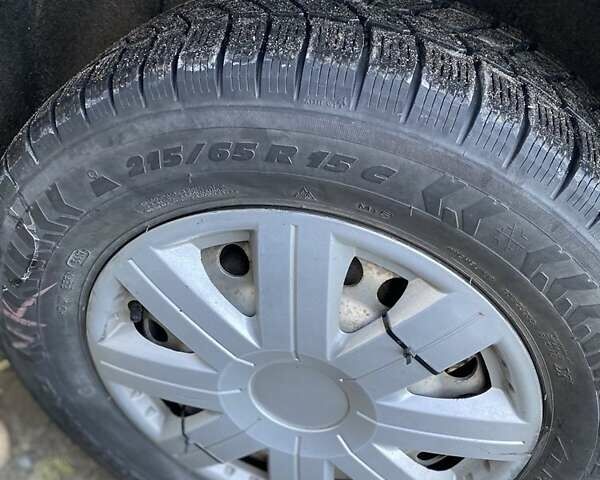 Серый Форд Транзит Коннект, объемом двигателя 1.8 л и пробегом 280 тыс. км за 3750 $, фото 10 на Automoto.ua