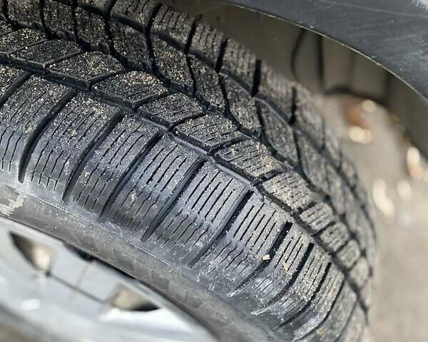 Серый Форд Транзит Коннект, объемом двигателя 1.8 л и пробегом 280 тыс. км за 3750 $, фото 18 на Automoto.ua