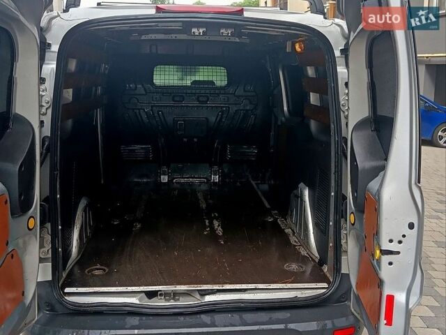Сірий Форд Транзит Коннект, об'ємом двигуна 1.56 л та пробігом 328 тис. км за 8499 $, фото 11 на Automoto.ua