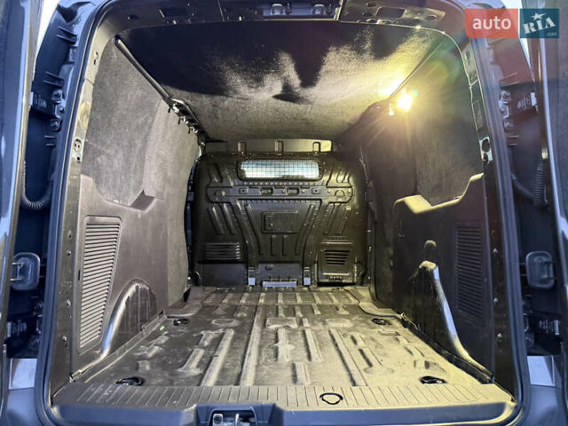 Серый Форд Транзит Коннект, объемом двигателя 1.5 л и пробегом 233 тыс. км за 9500 $, фото 43 на Automoto.ua