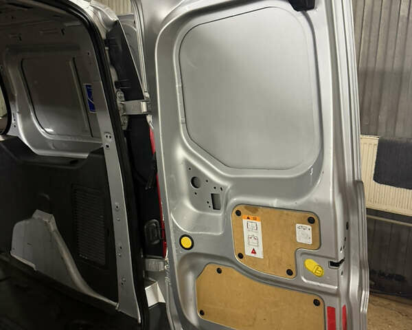 Сірий Форд Транзит Коннект, об'ємом двигуна 1.5 л та пробігом 203 тис. км за 10700 $, фото 37 на Automoto.ua