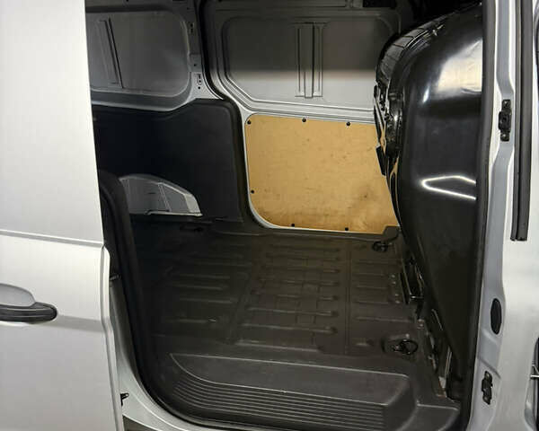 Сірий Форд Транзит Коннект, об'ємом двигуна 1.5 л та пробігом 203 тис. км за 10700 $, фото 23 на Automoto.ua