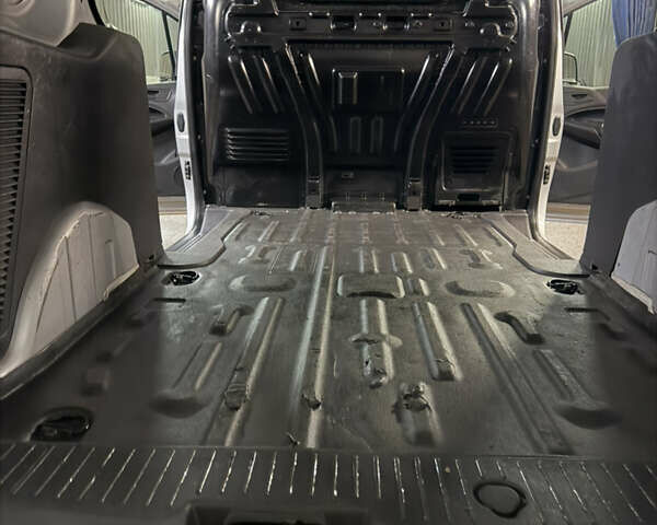 Сірий Форд Транзит Коннект, об'ємом двигуна 1.5 л та пробігом 203 тис. км за 10700 $, фото 38 на Automoto.ua