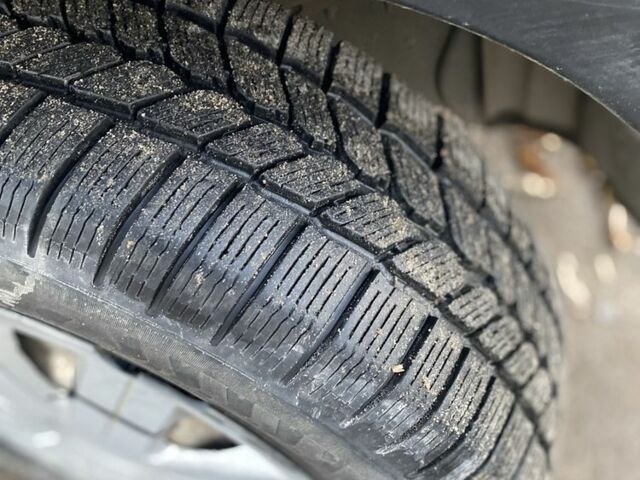 Серый Форд Транзит Коннект, объемом двигателя 1.8 л и пробегом 280 тыс. км за 3750 $, фото 20 на Automoto.ua