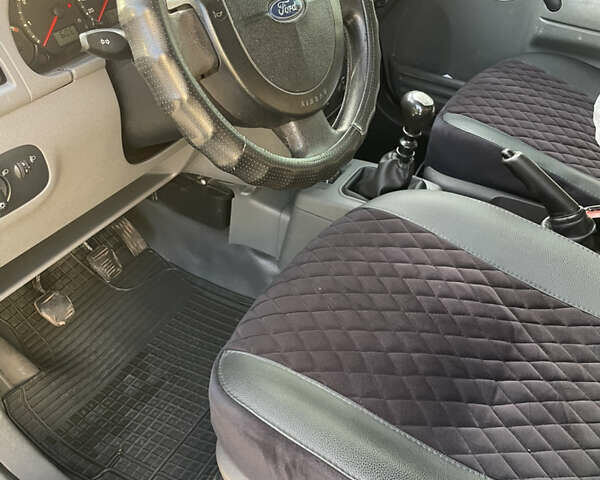 Сірий Форд Транзит Коннект, об'ємом двигуна 1.75 л та пробігом 350 тис. км за 3400 $, фото 12 на Automoto.ua