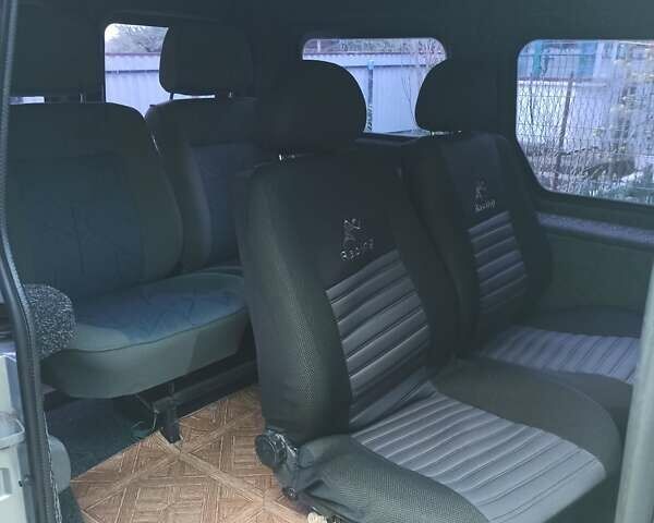 Серый Форд Транзит Коннект, объемом двигателя 1.8 л и пробегом 260 тыс. км за 3800 $, фото 2 на Automoto.ua