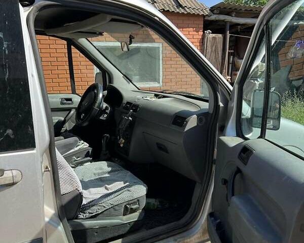 Сірий Форд Транзит Коннект, об'ємом двигуна 0 л та пробігом 298 тис. км за 4000 $, фото 3 на Automoto.ua