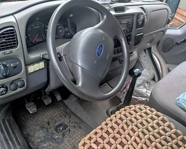 Форд Транзит Коннект 2004 в Ровно на Automoto.ua Серый Форд Транзит Коннект, объемом двигателя 2 л и пробегом 220 тыс. км за 4600 $, фото 9 на Automoto.ua