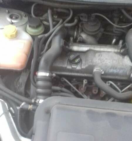 Серый Форд Транзит Коннект, объемом двигателя 1.8 л и пробегом 44 тыс. км за 3700 $, фото 4 на Automoto.ua