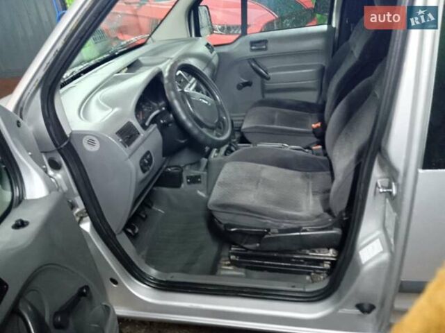 Сірий Форд Транзит Коннект, об'ємом двигуна 1.75 л та пробігом 278 тис. км за 4250 $, фото 11 на Automoto.ua