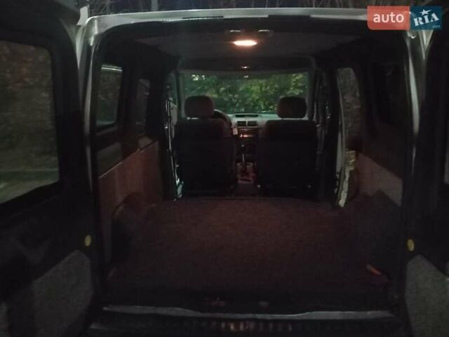 Сірий Форд Транзит Коннект, об'ємом двигуна 1.75 л та пробігом 278 тис. км за 4250 $, фото 5 на Automoto.ua