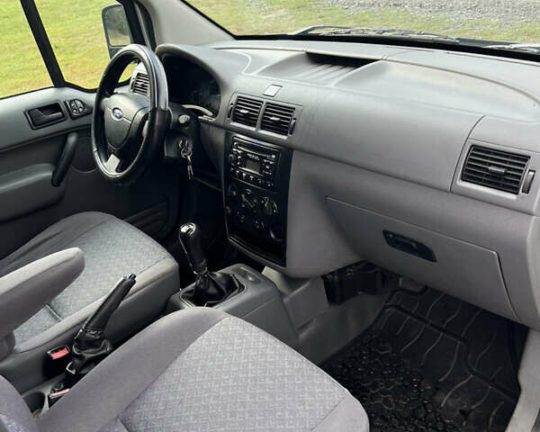 Сірий Форд Транзит Коннект, об'ємом двигуна 1.8 л та пробігом 180 тис. км за 5400 $, фото 11 на Automoto.ua