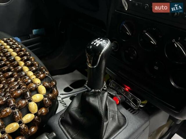 Серый Форд Транзит Коннект, объемом двигателя 1.8 л и пробегом 390 тыс. км за 5700 $, фото 14 на Automoto.ua