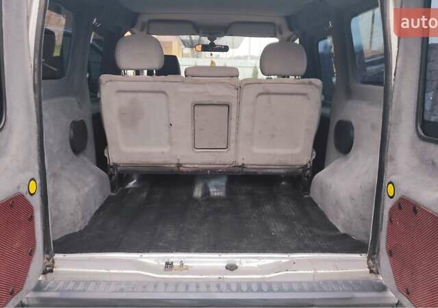 Серый Форд Транзит Коннект, объемом двигателя 1.75 л и пробегом 178 тыс. км за 4700 $, фото 11 на Automoto.ua