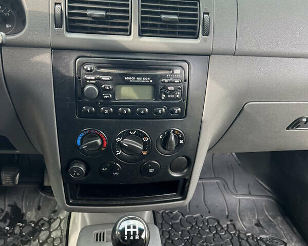 Сірий Форд Транзит Коннект, об'ємом двигуна 1.8 л та пробігом 180 тис. км за 5400 $, фото 8 на Automoto.ua