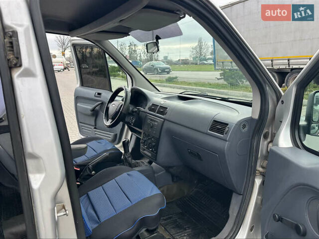 Сірий Форд Транзит Коннект, об'ємом двигуна 1.8 л та пробігом 270 тис. км за 4800 $, фото 42 на Automoto.ua
