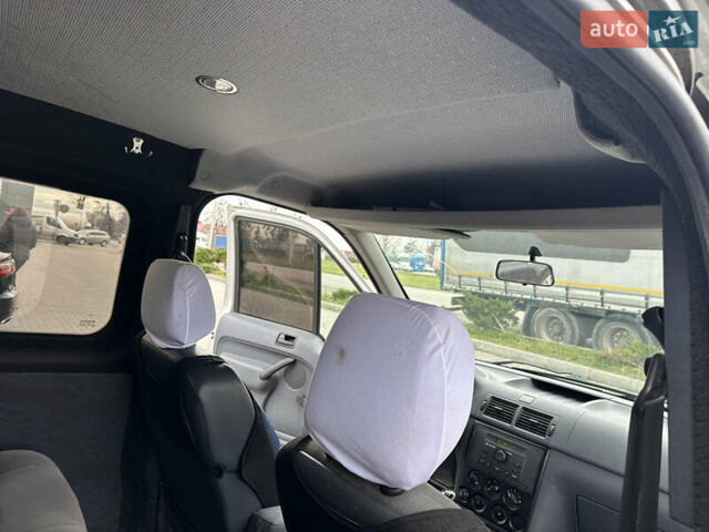 Сірий Форд Транзит Коннект, об'ємом двигуна 1.8 л та пробігом 270 тис. км за 4800 $, фото 30 на Automoto.ua