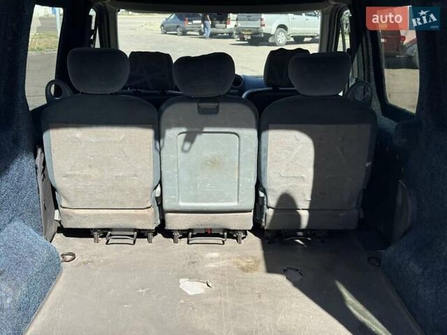 Серый Форд Транзит Коннект, объемом двигателя 1.75 л и пробегом 324 тыс. км за 5100 $, фото 15 на Automoto.ua