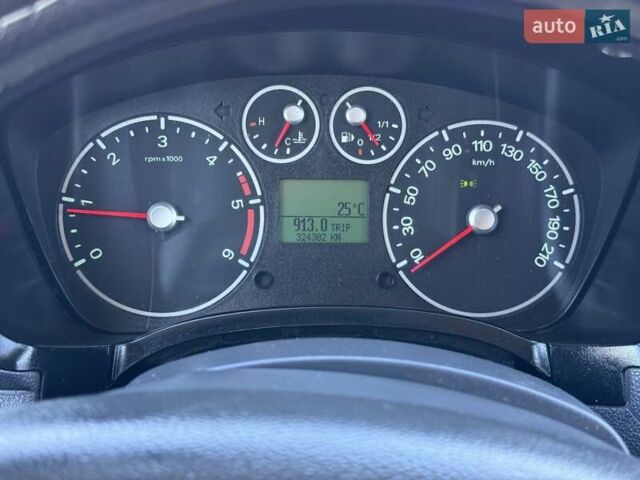 Серый Форд Транзит Коннект, объемом двигателя 1.75 л и пробегом 324 тыс. км за 5100 $, фото 17 на Automoto.ua