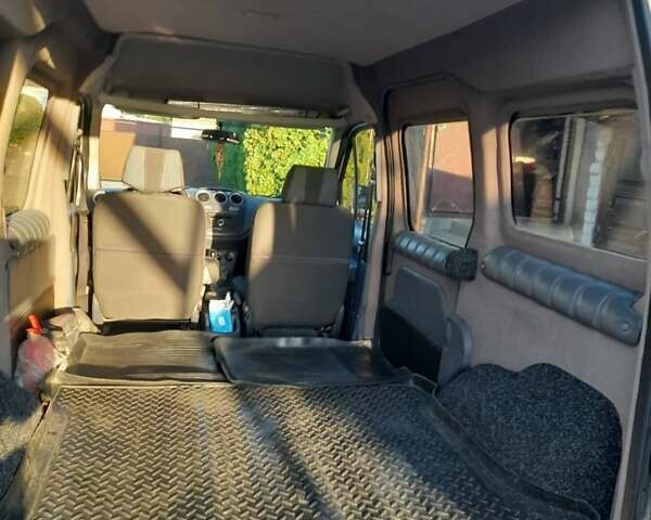 Сірий Форд Транзит Коннект, об'ємом двигуна 1.8 л та пробігом 290 тис. км за 6000 $, фото 4 на Automoto.ua