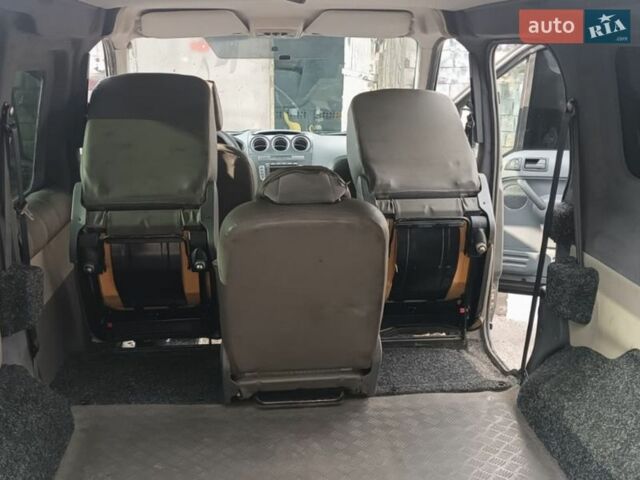 Серый Форд Транзит Коннект, объемом двигателя 1.75 л и пробегом 305 тыс. км за 6000 $, фото 19 на Automoto.ua