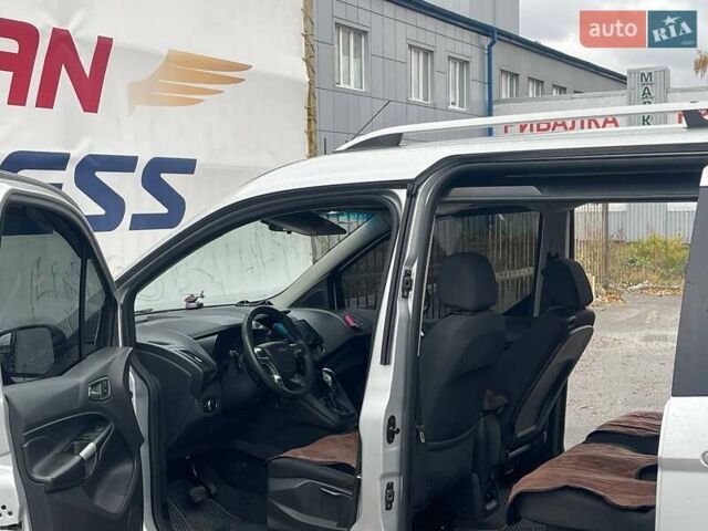 Серый Форд Транзит Коннект, объемом двигателя 2.5 л и пробегом 234 тыс. км за 11800 $, фото 7 на Automoto.ua