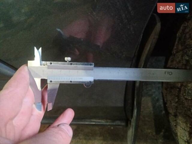 Серый Форд Транзит Коннект, объемом двигателя 2.2 л и пробегом 420 тыс. км за 17777 $, фото 25 на Automoto.ua