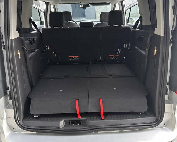 Серый Форд Транзит Коннект, объемом двигателя 2.49 л и пробегом 81 тыс. км за 15200 $, фото 33 на Automoto.ua