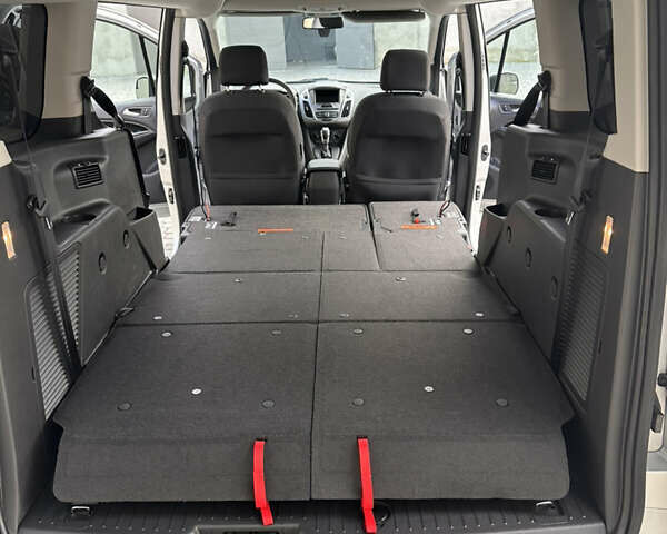 Серый Форд Транзит Коннект, объемом двигателя 2.49 л и пробегом 81 тыс. км за 15200 $, фото 37 на Automoto.ua