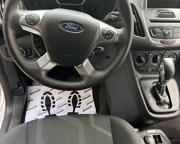 Серый Форд Транзит Коннект, объемом двигателя 2.49 л и пробегом 81 тыс. км за 15200 $, фото 47 на Automoto.ua