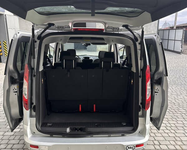 Серый Форд Транзит Коннект, объемом двигателя 2.49 л и пробегом 81 тыс. км за 15200 $, фото 19 на Automoto.ua