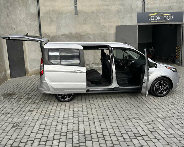 Серый Форд Транзит Коннект, объемом двигателя 2.49 л и пробегом 81 тыс. км за 15200 $, фото 31 на Automoto.ua