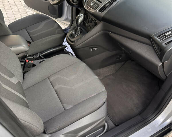 Серый Форд Транзит Коннект, объемом двигателя 2.49 л и пробегом 81 тыс. км за 15200 $, фото 42 на Automoto.ua