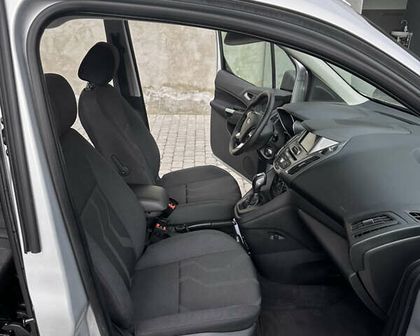 Серый Форд Транзит Коннект, объемом двигателя 2.49 л и пробегом 81 тыс. км за 15200 $, фото 26 на Automoto.ua