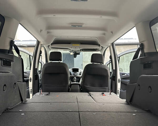 Серый Форд Транзит Коннект, объемом двигателя 2.49 л и пробегом 81 тыс. км за 15200 $, фото 39 на Automoto.ua