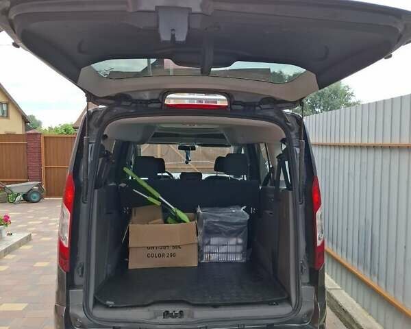 Сірий Форд Транзит Коннект, об'ємом двигуна 2.5 л та пробігом 31 тис. км за 16000 $, фото 8 на Automoto.ua