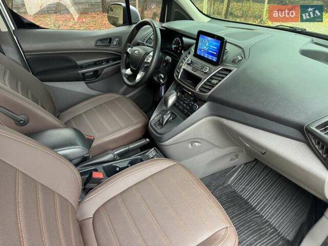 Серый Форд Транзит Коннект, объемом двигателя 2 л и пробегом 64 тыс. км за 16950 $, фото 22 на Automoto.ua